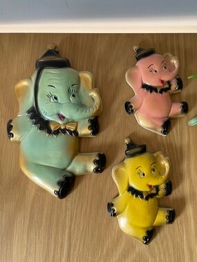 Vintage MCM Chalkware Elephant Wall Plaques Set of 3 Mint, Pink & Yellow 1950s